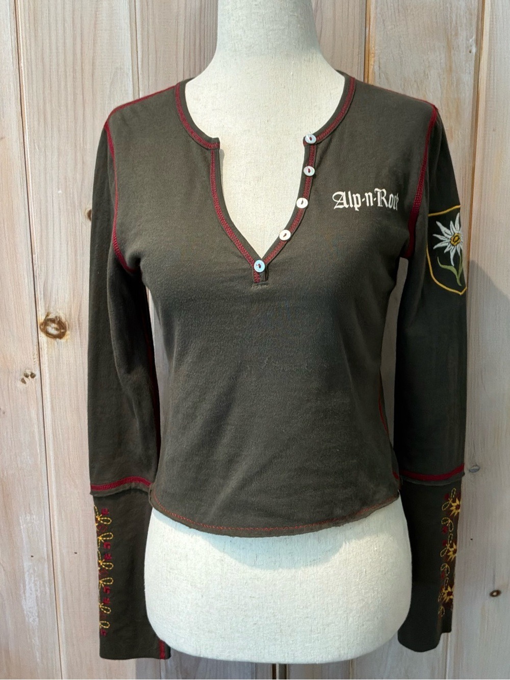 Alp n Rock *ALTERED Henley crop top